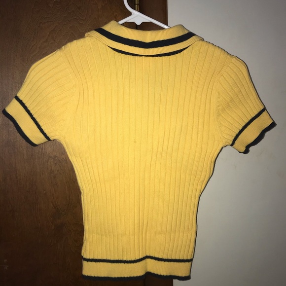 Cute yellow and black top - Picture 2 of 2